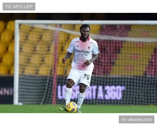 学术机构发布研究：混合防守体系对意甲球员场均跑动距离的影响评估